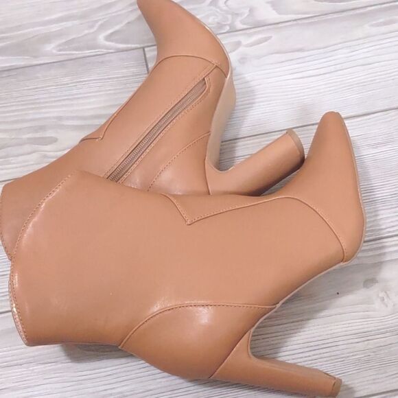 C-2592) COUTGO Womens Western Ankle Boots High Heels Slim Block Sz 7.5 - Picture 9 of 11